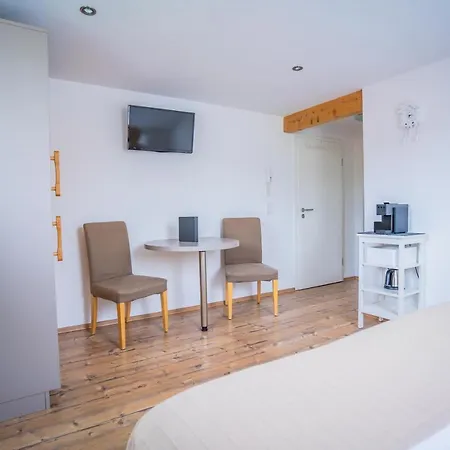 Minaroso Am Badeparadies *